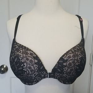 Bra - front close - Victoria's Secret